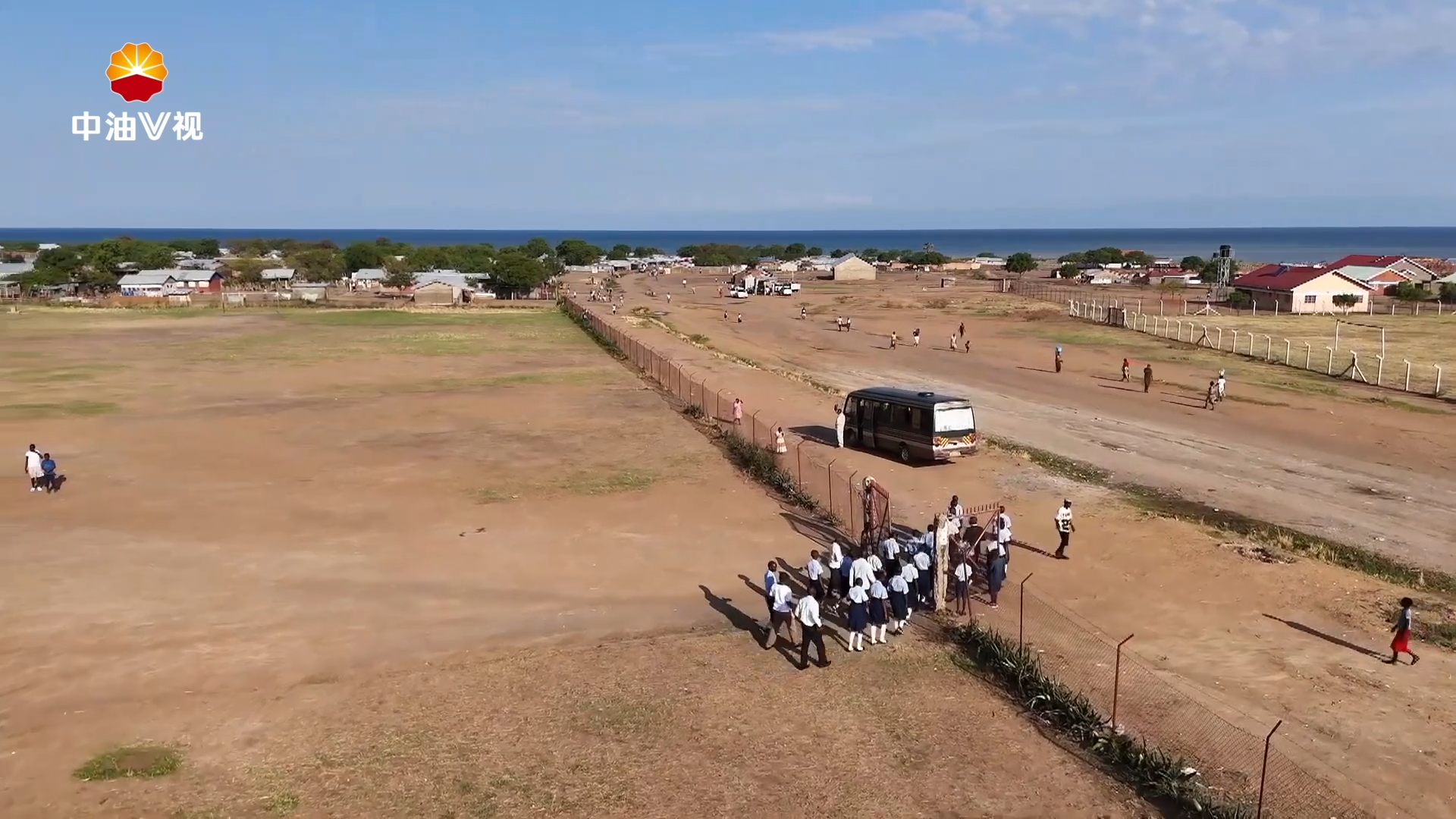 国际展播：  翠鸟项目的小客人